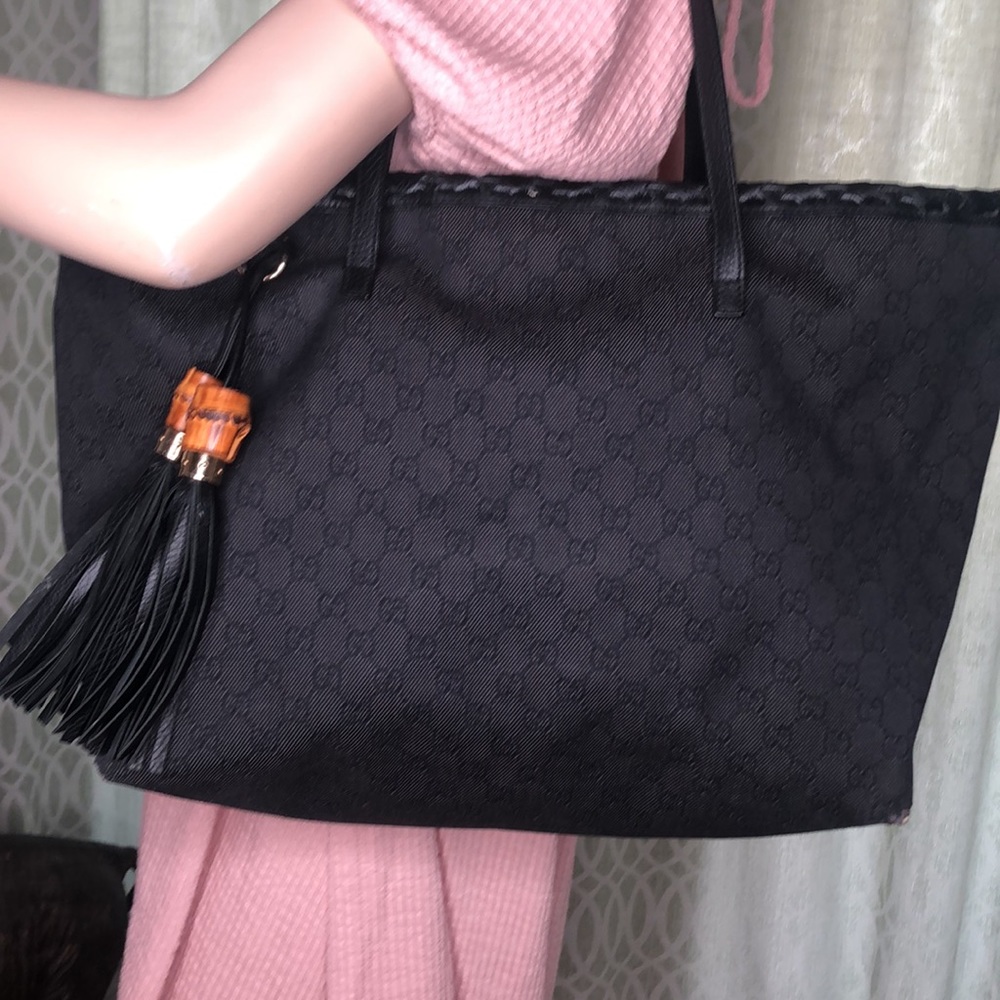 Athentic Gucci Tote leather tassels